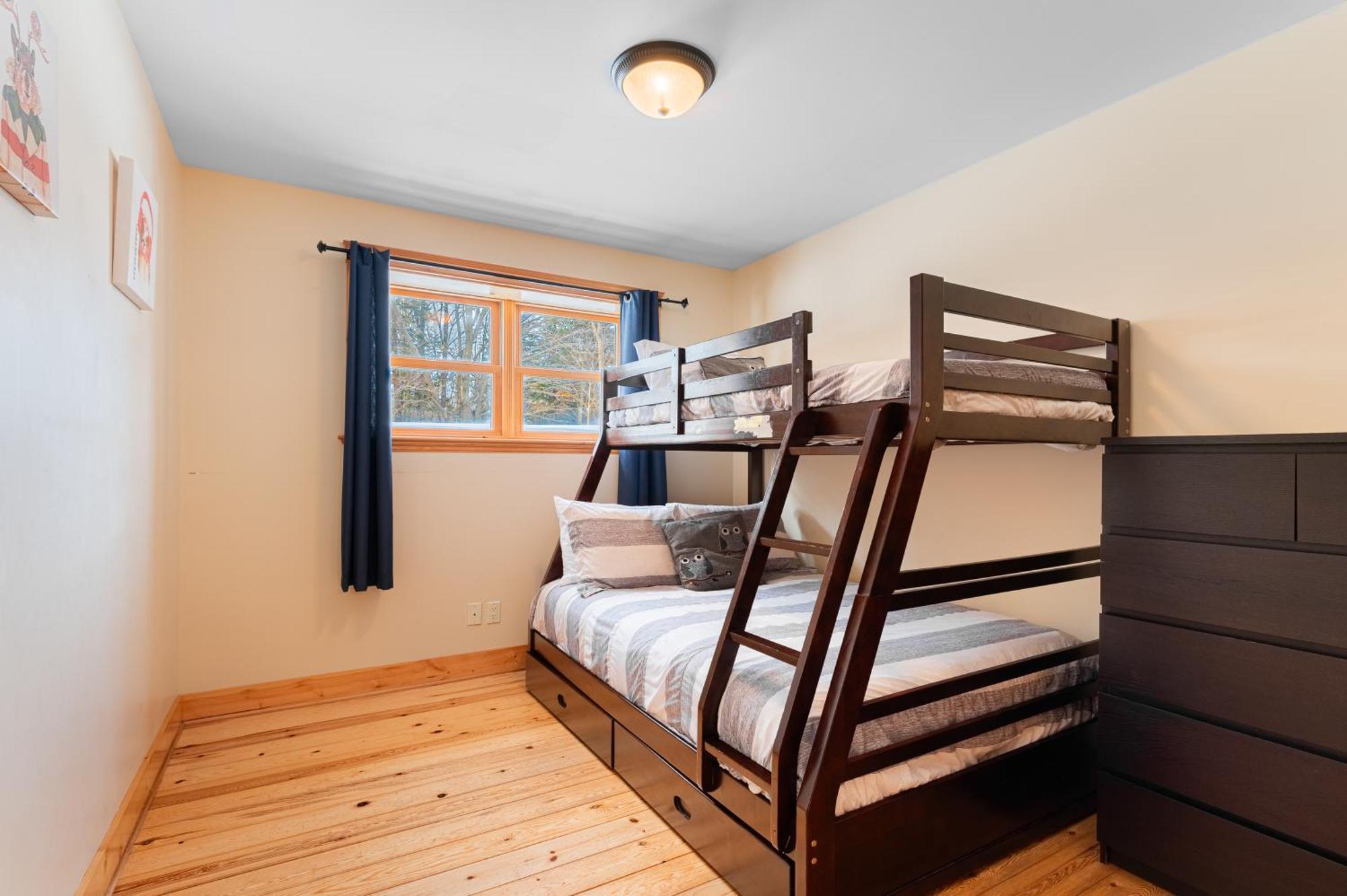 Fiddler Lake Resort Chalet 4 Cerf Mille-Isles Екстериор снимка